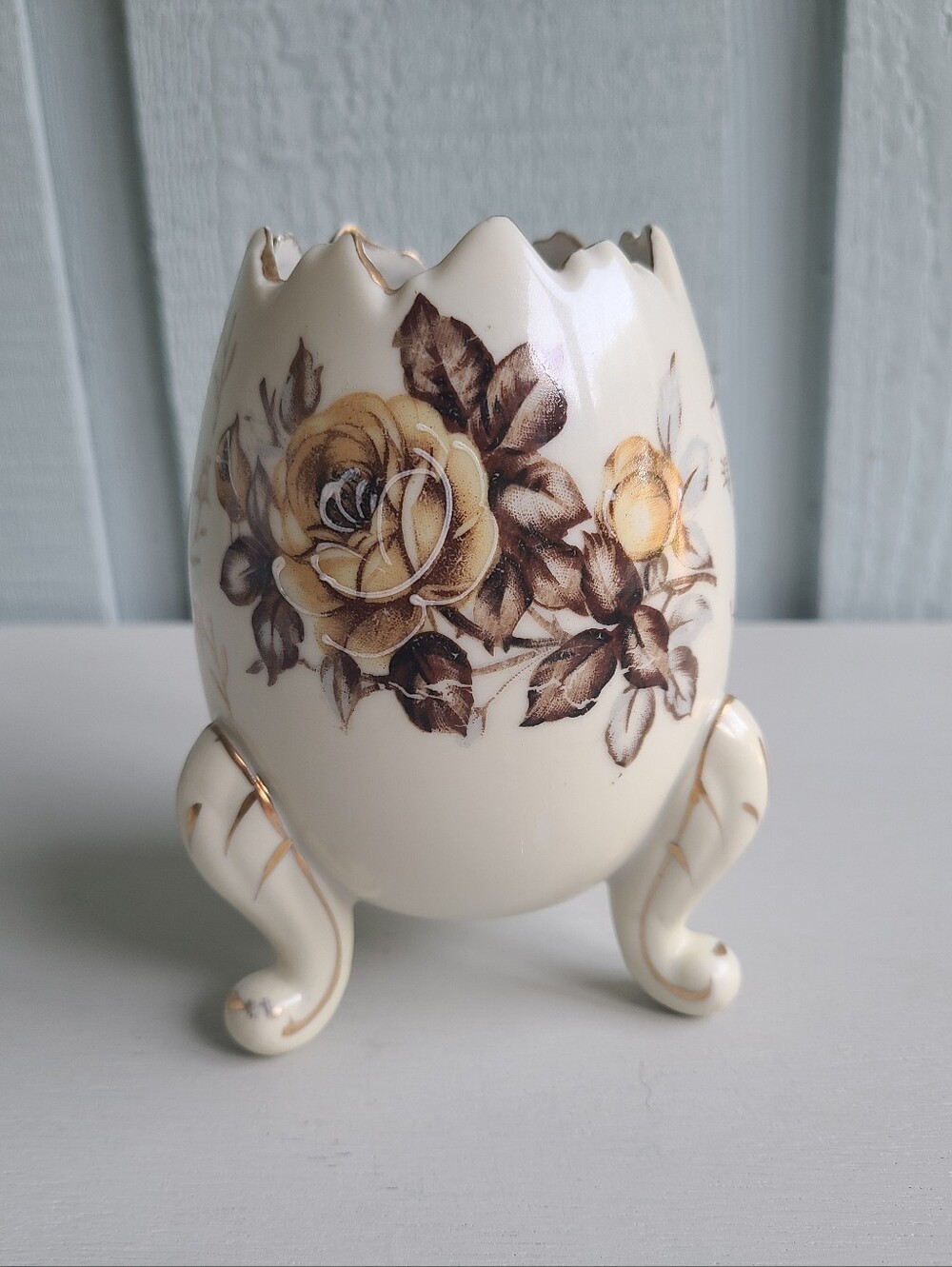 Vintage ARDCO Footed Egg Vase